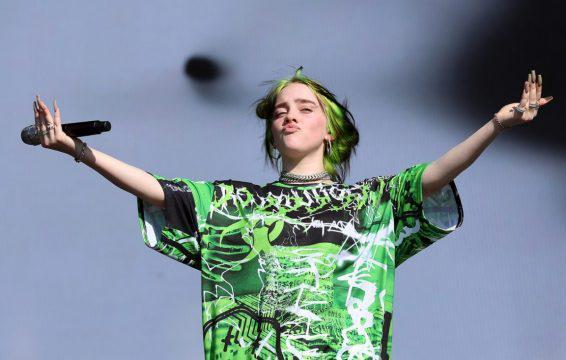 Bersiaplah! Billie Eilish akan Gelar Konser di Indonesia!