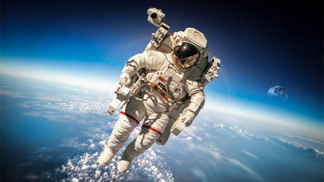 Kenapa Astronot Tak Pakai Celana Dalam di Luar Angkasa? Ini Alasannya!