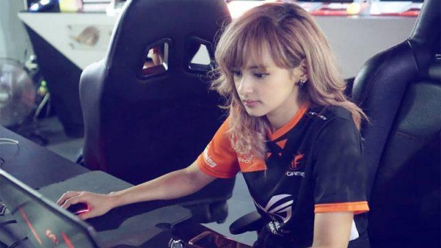 Ini 5 Alasan Mengapa Cewek Gamer Adalah Pacar Idaman Para Cowok