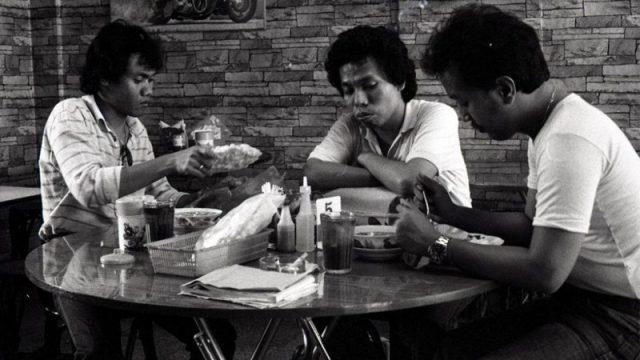 Rekomendasi Film Indonesia Komedi Terbaik Sepanjang Masa, Full Ngakak!