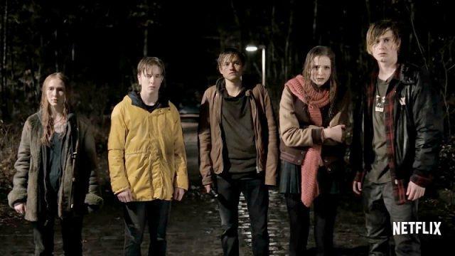 Plot yang Mindblowing, Ini 5 Alasan Kalian Wajib Nonton Serial Dark!