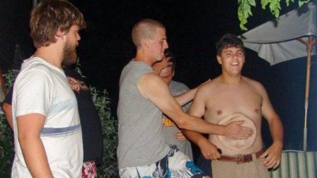 10 Foto Kebetulan yang Hasilkan Momen Luar Biasa Part 1, Bikin Melongo