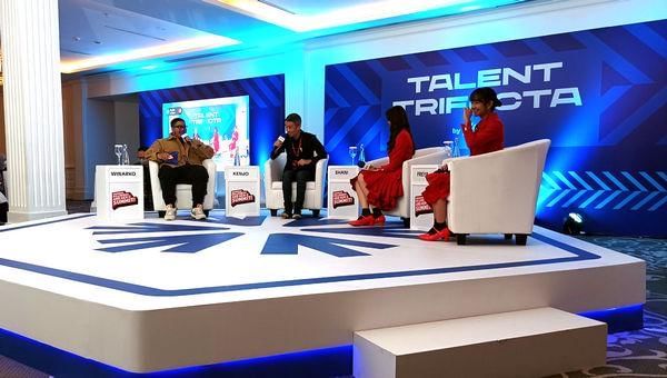 Panel diskusi JKT48 di Indonesia Millennial and Gen-Z Summit 2022.