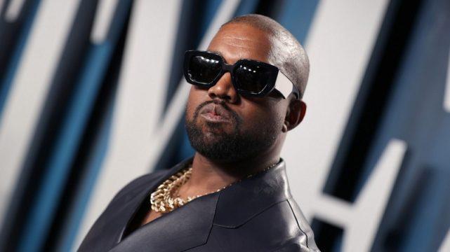 Kanye West Mengubah Nama Jadi Ye, Ini Alasannya!