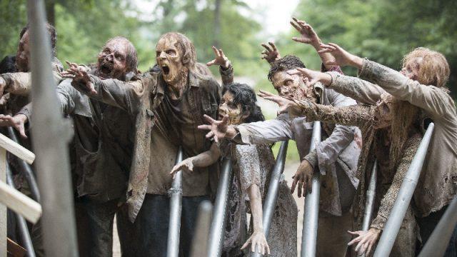 Kenapa Zombie Kalau Nyerang Rame-rame? Ternyata Penjelasannya Mengejutkan