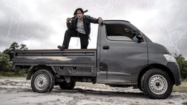 Lil Salmonela Rilis "777" EP, Papa Khan Versi Galau!