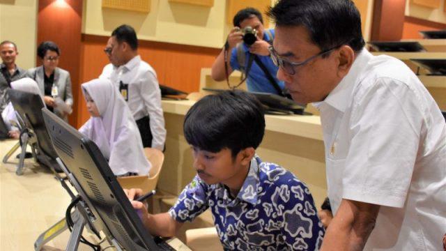 Lulus SMK Langsung Kerja? Kemendikbud Akan Siapkan Ekosistem Link and Match!