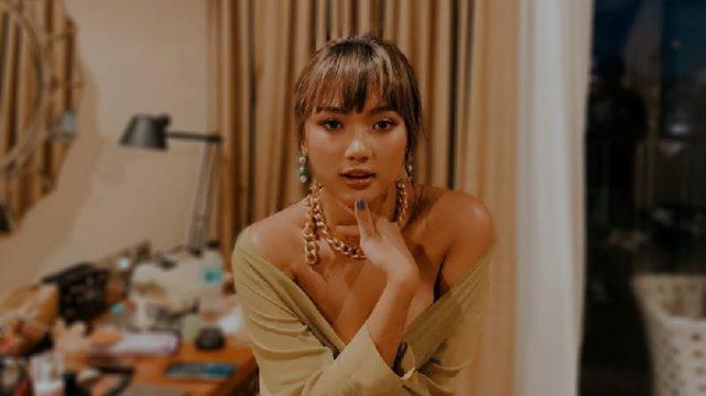 13 Potret Memikat Marion Jola, Penyanyi Cantik yang Suka Main PUBG Mobile
