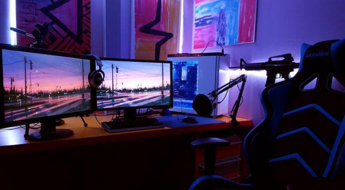 Mendingan Microphone Headset Gaming atau Terpisah? Ini Jawabannya!