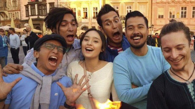 Saat Cowok Kumpul 8 Topik Ini Pasti Jadi Bahan Obrolan Wajib, Betul?