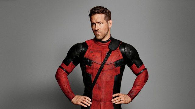 Ryan Reynolds Mengaku Fans Boyband Korea Ini dan Minta Tanda Tangan!