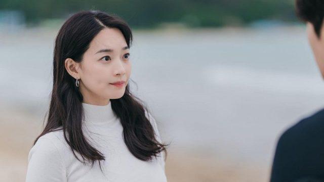 Jadi Lawan Main Kim Seon Ho, Intip Fakta Menarik Shin Min Ah!