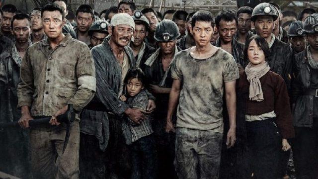 Ada Kombo So Ji Sub dan Song Joong Ki, Begini Sinopsis Film The Battleship Island
