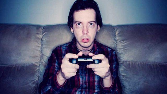 Biar Gak Jadi Zombie, Ini Tips Tetap Sehat Buat Kamu Hardcore Gamers