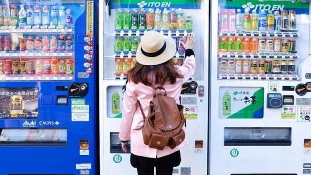 Lima Vending Machine Terunik di Jepang, Ada yang Jual Telur!