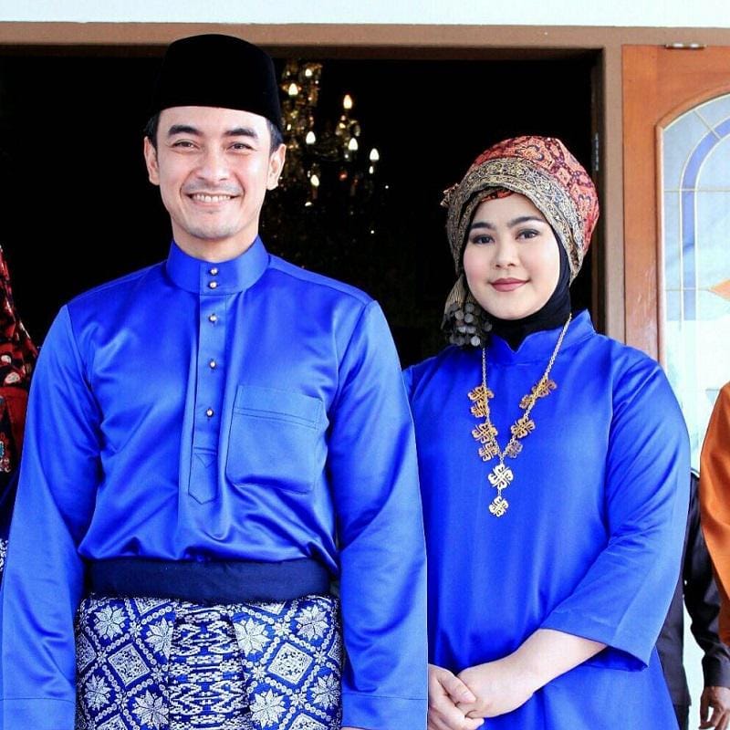 instagram.com/stharia