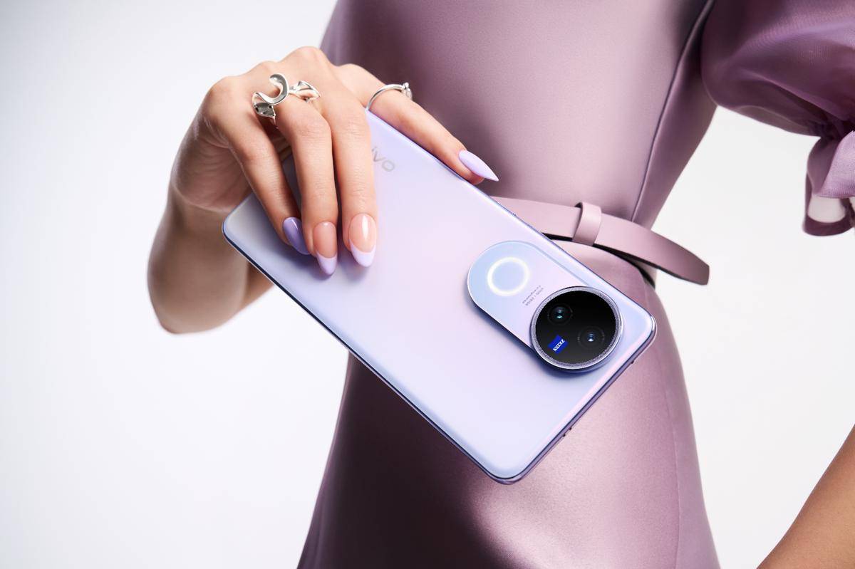 vivo V50 Series