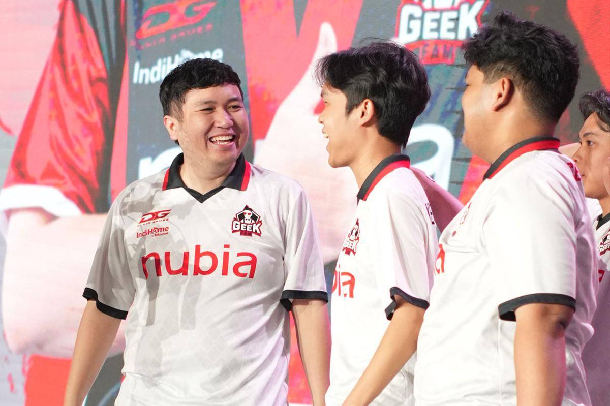 Alasan-Kenapa-Geek-Fam-Kuat-1.jpg