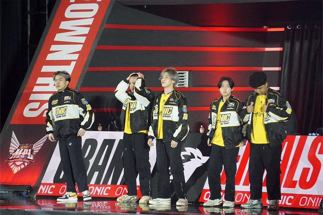 Hasil-Grand-Final-MPL-ID-S15-RRQ-vs-ONIC-1.jpg