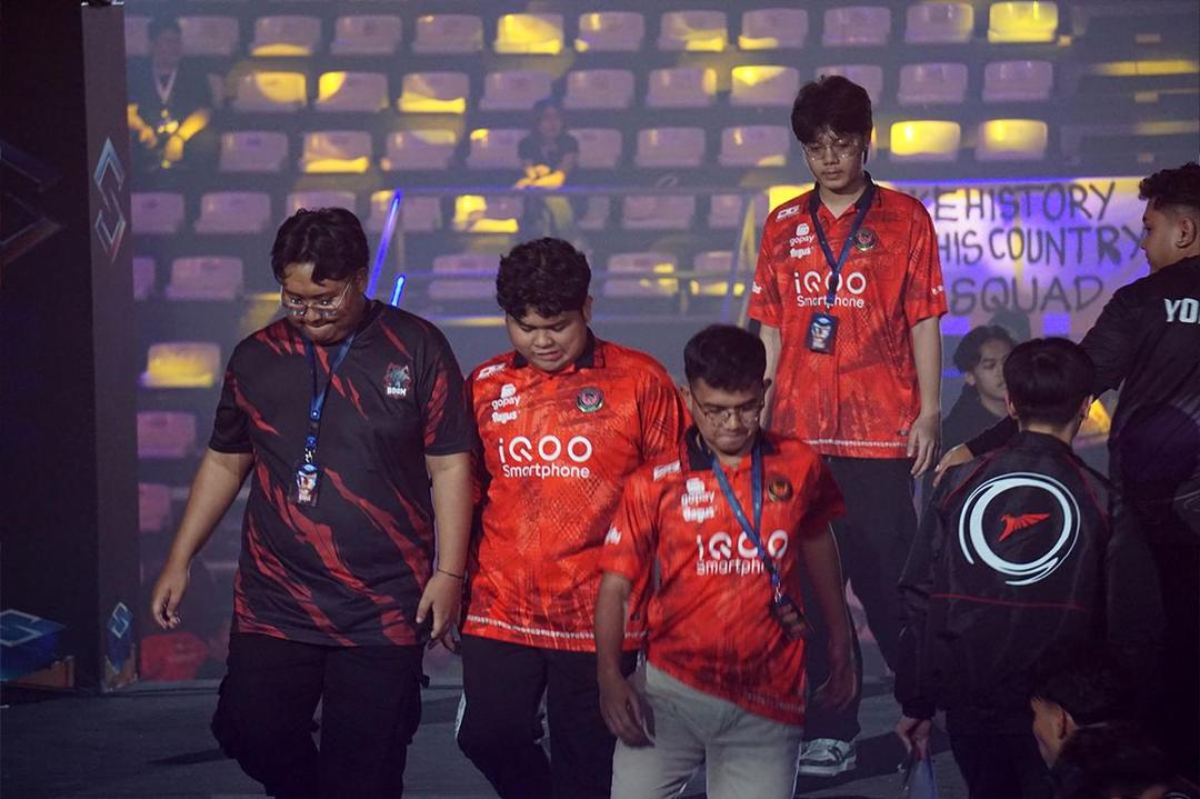 Skuad Bigetron dan Talon masuk ke dalam stage. (Dok. GGWP)