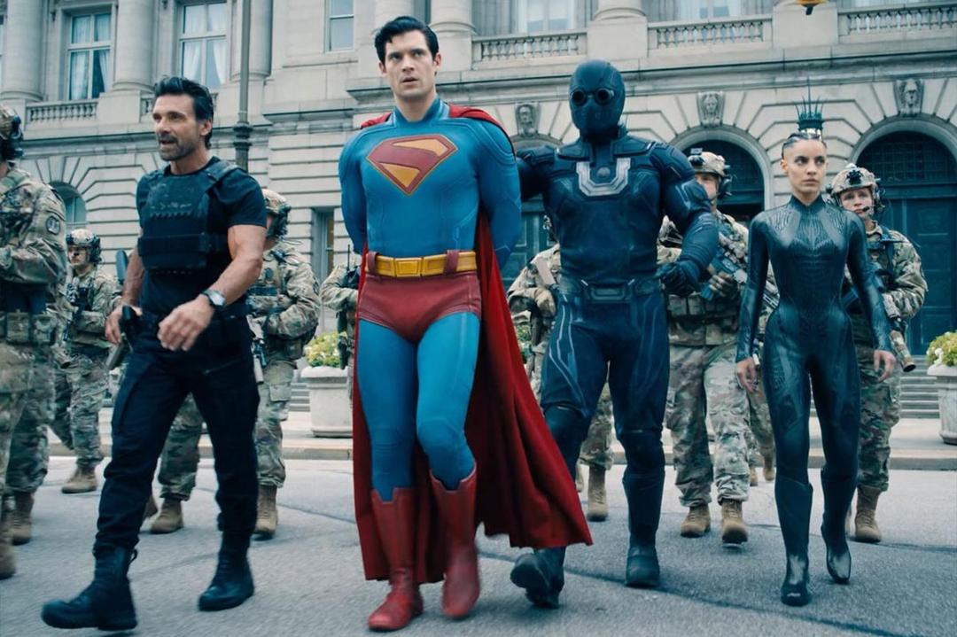 Superman menghadapi kondisi dimana sebagai metahuman ia juga bisa tidak berdaya. (Kakuchopurei)