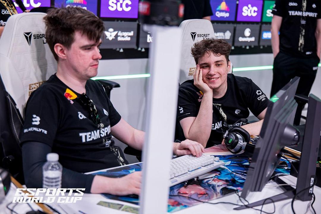 Team Spirit puncaki klasemen grup A. (Dok. Esports World Cup)