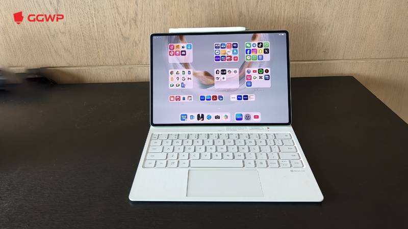 HUAWEI MatePad Pro 12.2 - Tampilan Depan, Dok. GGWP.png