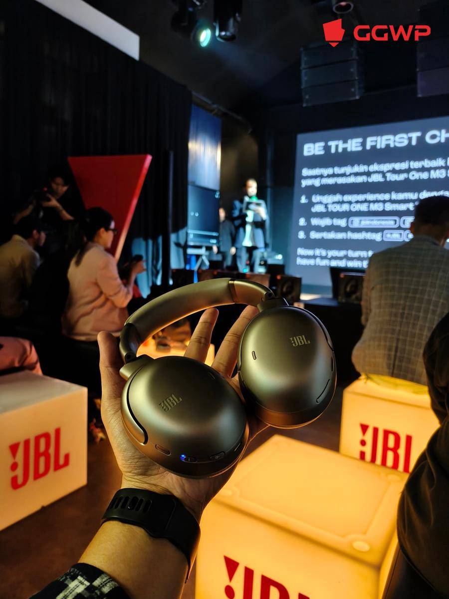 JBL Tour One M3 - Gold, Dok. GGWP