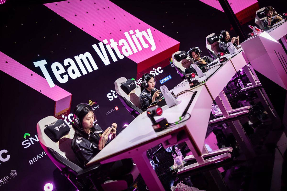 Caesius pastikan anak-anak menghadapi semua match dengan adil. (Dok. Esports World Cup)