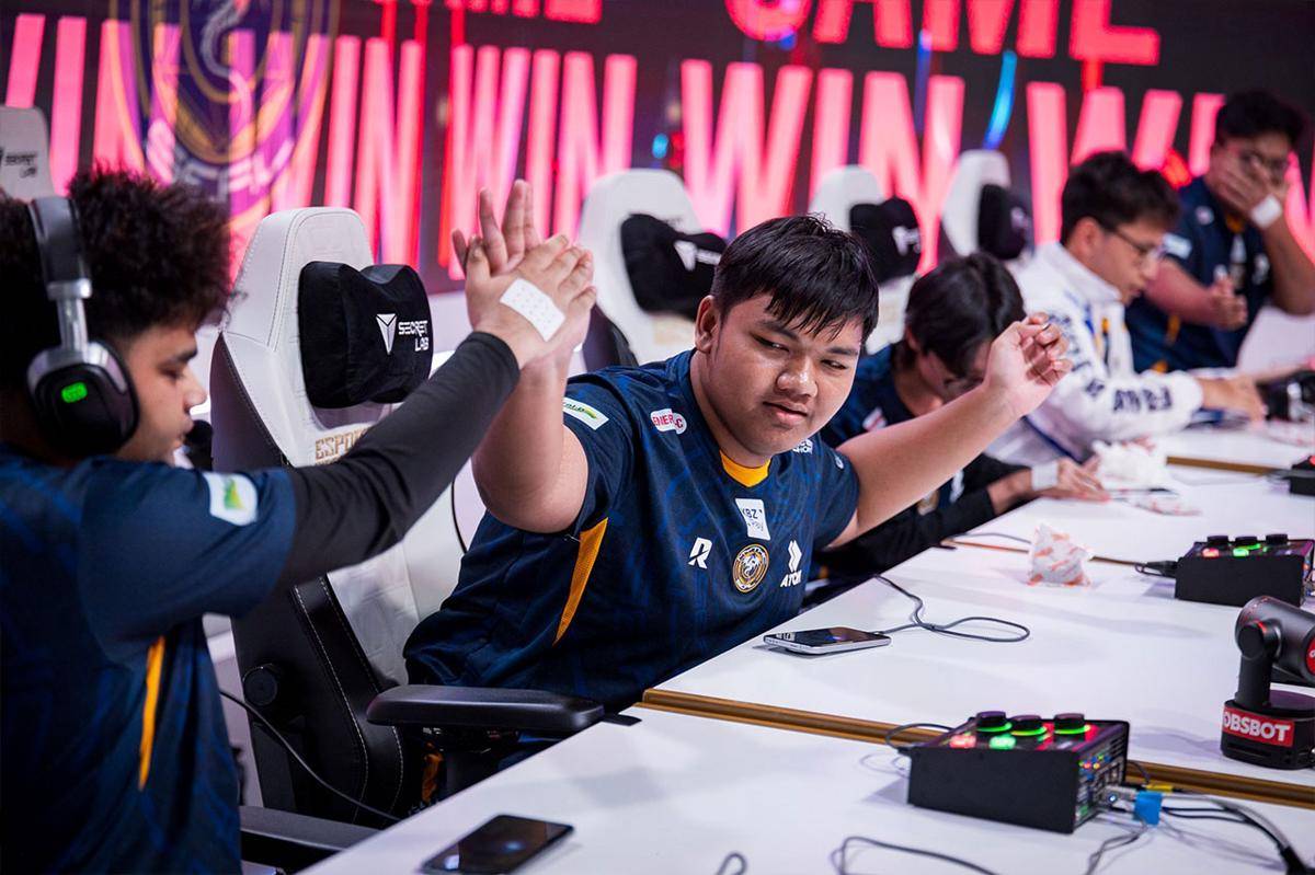 Mythic Seal mampu buktikan bahwa mereka patut diperhitungkan. (Dok. Esports World Cup)