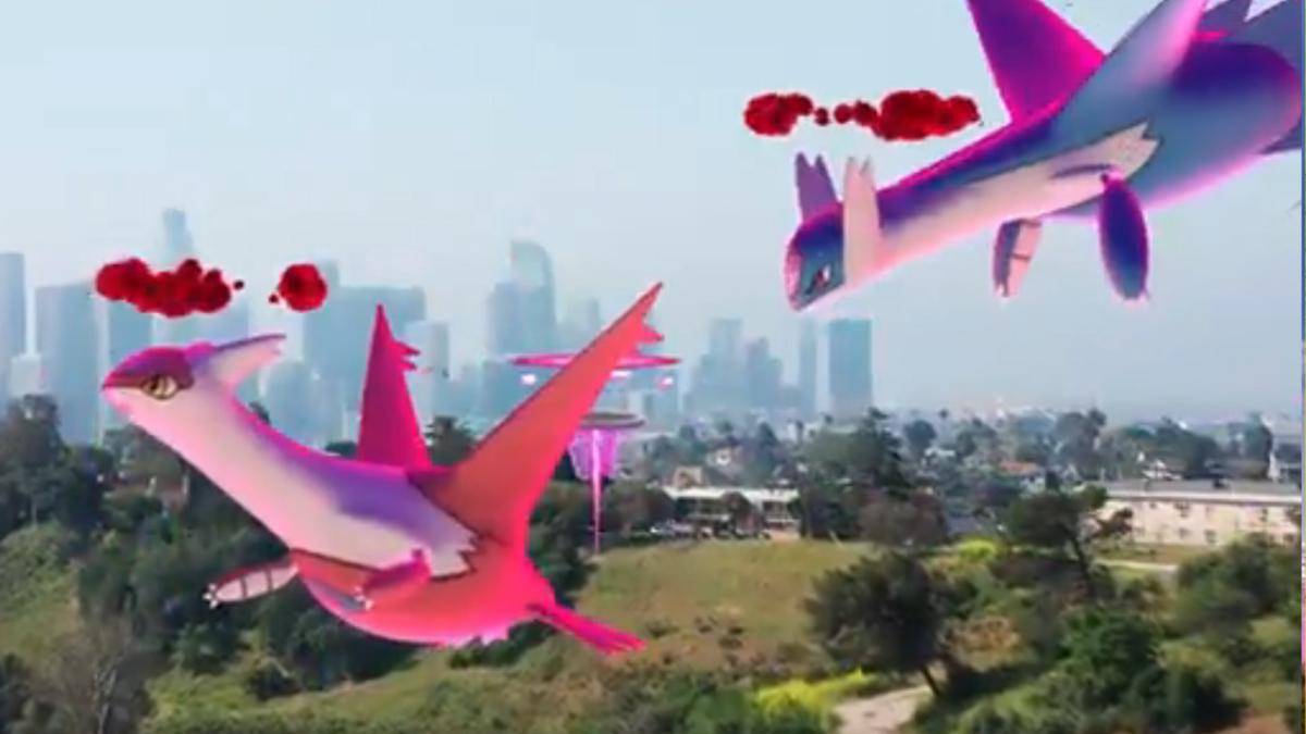 Dynamax Latias Latios.jpg