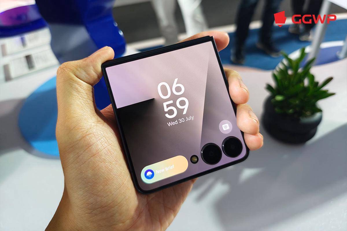 Samsung Galaxy Z Flip 7. (Dok. GGWP)