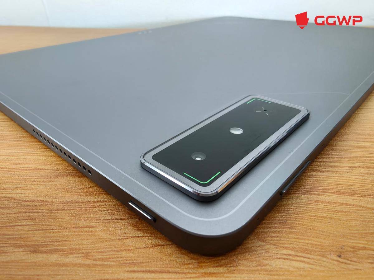 XPAD GT, Kamera,  Dok. GGWP.jpg