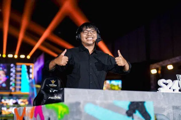 Porno videolarni tomosha qiling Tukli mushuklarning erotik fotosuratlari