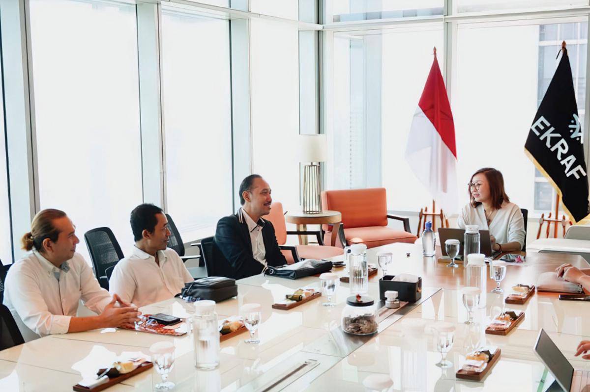 Audiensi produser Merah Putih: One for All dengan Wamenekraf Irene Umar. (x.com/ekraf_ri)