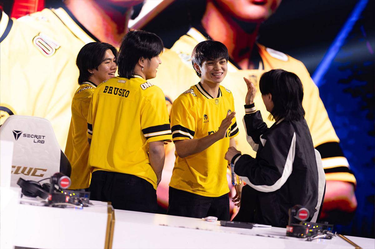 Coach Ynot menyebut match juara 3 sebagai scrim berhadiah. (Dok. Esports World Cup)