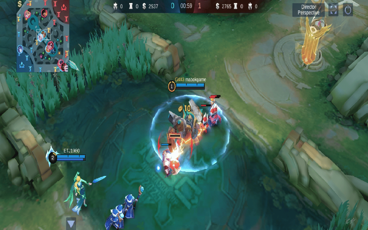 Edith roamer membantu mid laner clear minion (dok. Moonton/Mobile Legends: Bang Bang)