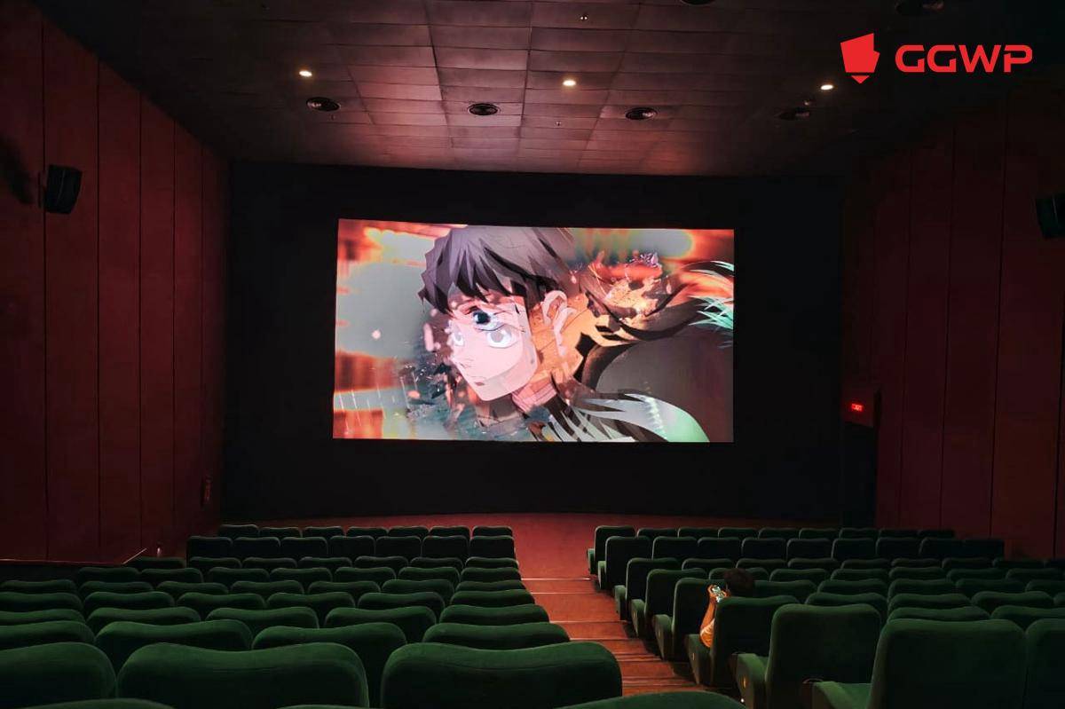 Suasana bioskop sebelum pemutaran film. Mungkin tidak terisi sampai seperempatnya. (Dok. GGWP)