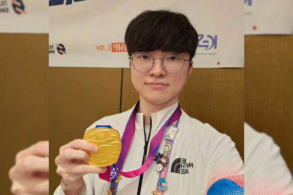 Player To Watch Faker, The Unkillable Demon King 3.jpg