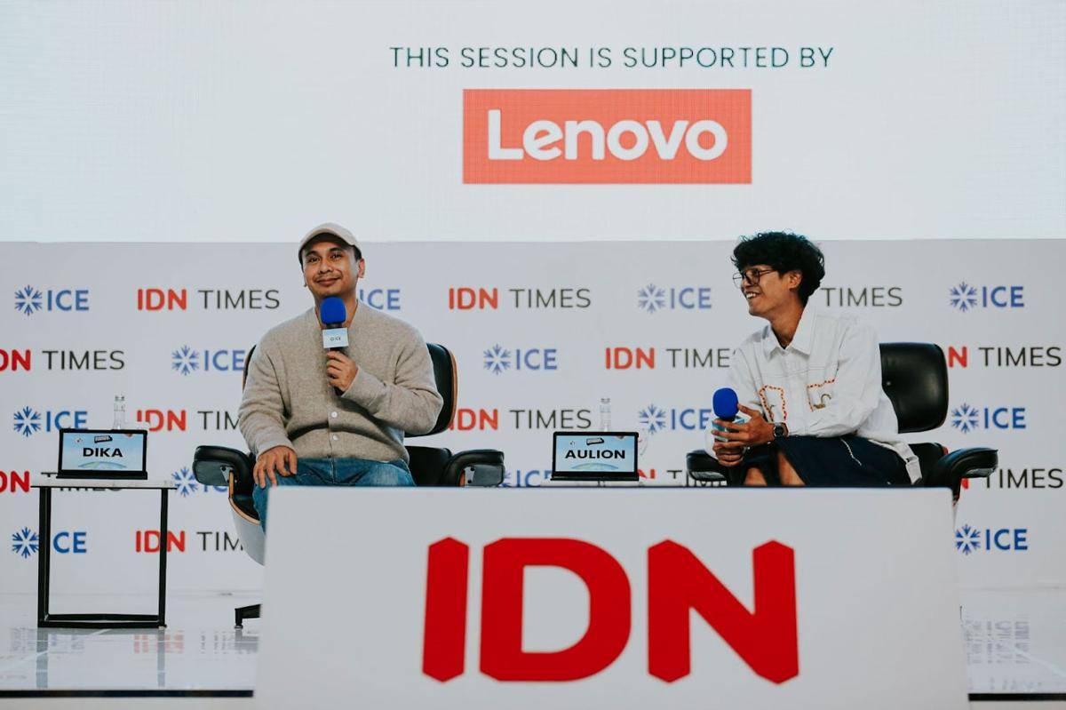 Sesi “Empowering Millennials & Gen Z: Driving the Creative Economy in the Era of Industry 4.0” bersama Aulion, Raditya Dika, dan Hendry Lim. (Dok. IDN)