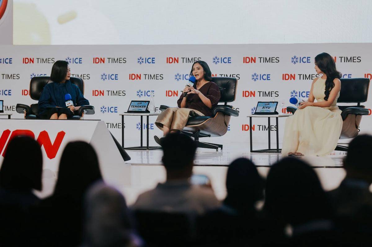 Sesi “High Functioning Anxiety: When You’re Struggling but No One Can Tell” oleh Caca Tengker dan Naura Ayu. (Dok. IDN)