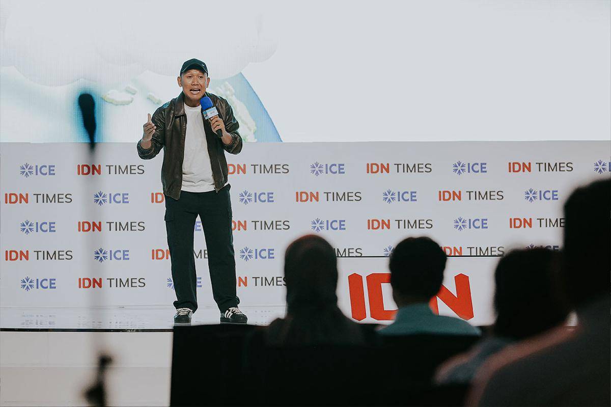 Stand-Up Comedy Special Show oleh Oki Rengga. (Dok. IDN)