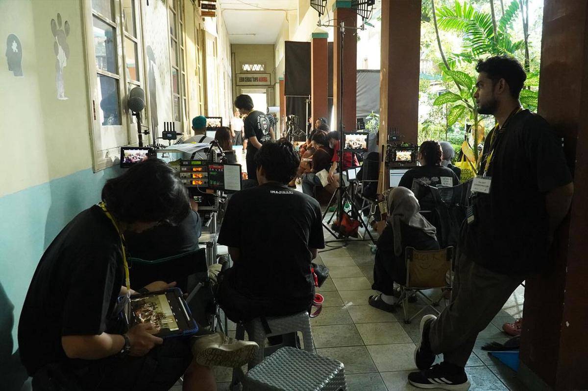 Behind the scene Nobody Loves Kay. (instagram.com/risaindahpermata)