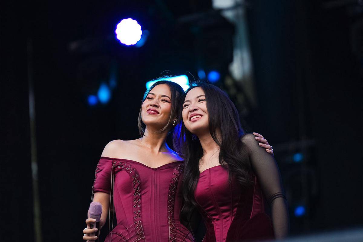 Raisa dan Bernadya berbagi panggung dalam kolaborasi epik. (Dok. Boss Creator)