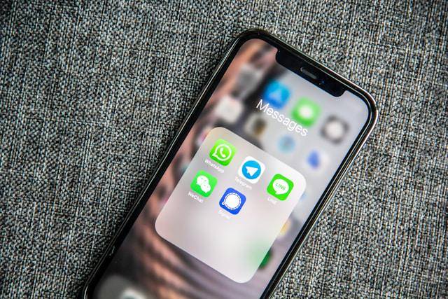 Tutup Aplikasi Latar Belakang (unsplash.com/Adem AY)