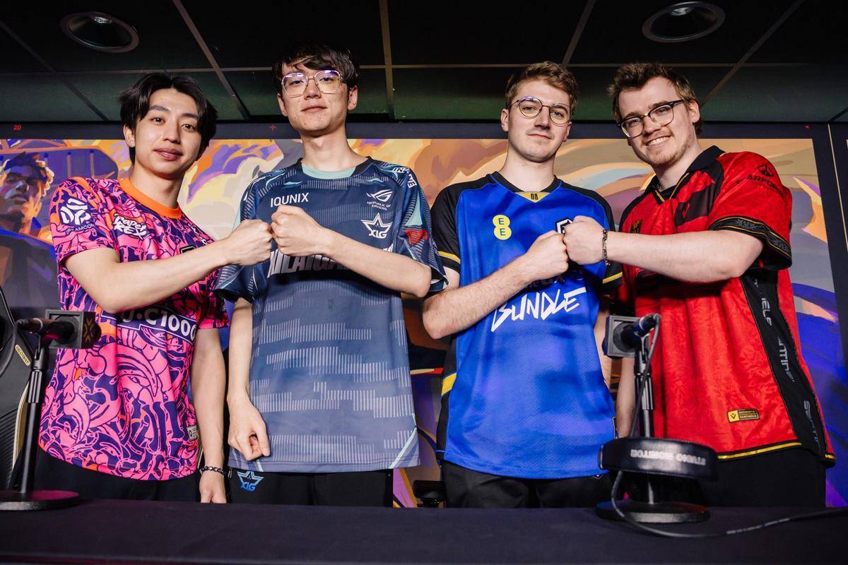 PRX f0rsaken bersama XLG Viva, GIANTX Flickless, dan Sentinels Zellsis di media day Champions Paris. (Dok. Riot Games)