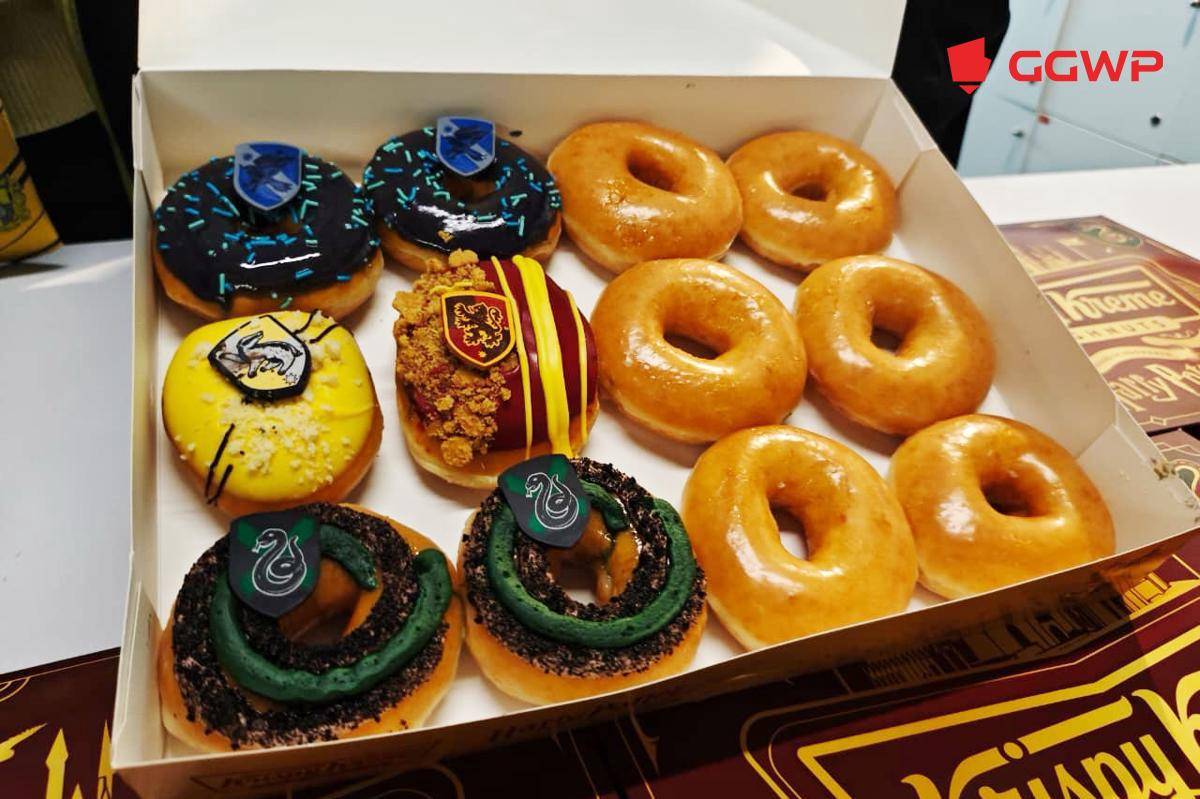 Setiap pembelian donat Harry Potter sudah termasuk donat glazed khas Krispy Kreme. (Dok. GGWP)