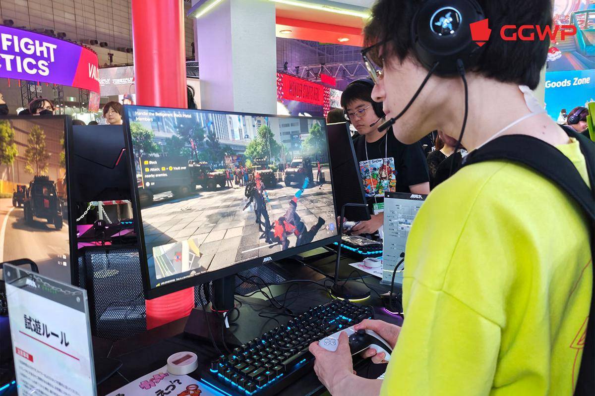 Seorang gamer menjajal melee combat di Ananta. (Dok. GGWP)
