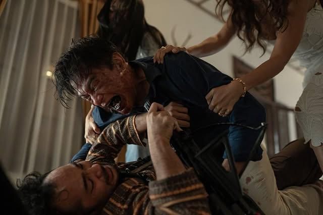 Cuplikan film Abadi Nan Jaya (Instagram.com/don_damara)