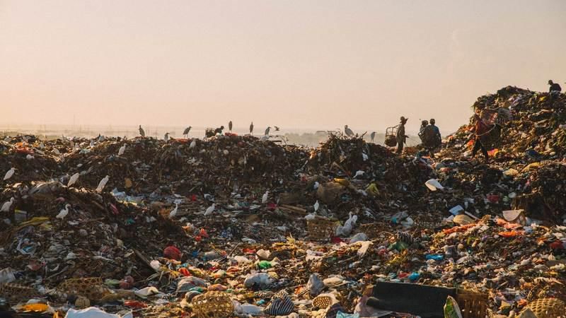 film dokumenter indonesia (pulauplastik.org).jpg